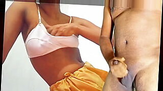 Isteri India mendapat vaginanya diisi dengan air mani dalam sesi hardcore