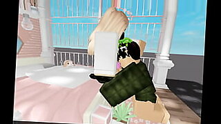 Roblox gameplay meets steamy school-themed erotica.