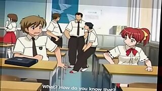 Anime Hinat dikuasai dan dihina dalam sesi BDSM.