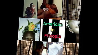 Bellezze etiopiche si abbandonano a desideri lesbici