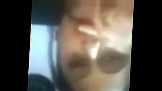 Une vidéo pakistanaise torride mettant en vedette des amoureux lubriques et une sobie sauvage.