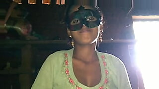 Νέα ιστοσελίδα του Μπαγκλαντές XXX προσφέρει καυτά ινδικά πορνό βίντεο.