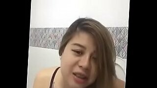 Filipina Curvilínea explora sua sexualidade em um vídeo quente