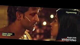 La calda Desi Jerin Khan fa un video di sesso bollente