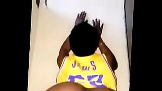 Cuộc gặp gỡ đam mê với Lakers đầy cảm xúc.